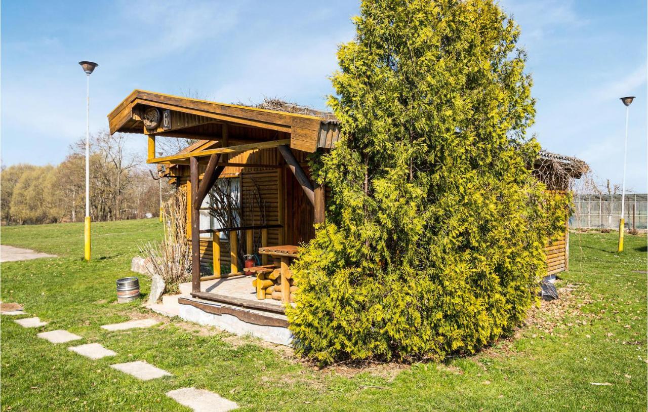 Amazing Home In Wilczeta With Kitchenette ภายนอก รูปภาพ