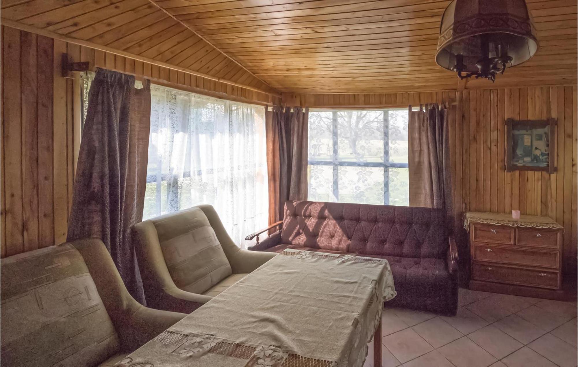Amazing Home In Wilczeta With Kitchenette ภายนอก รูปภาพ