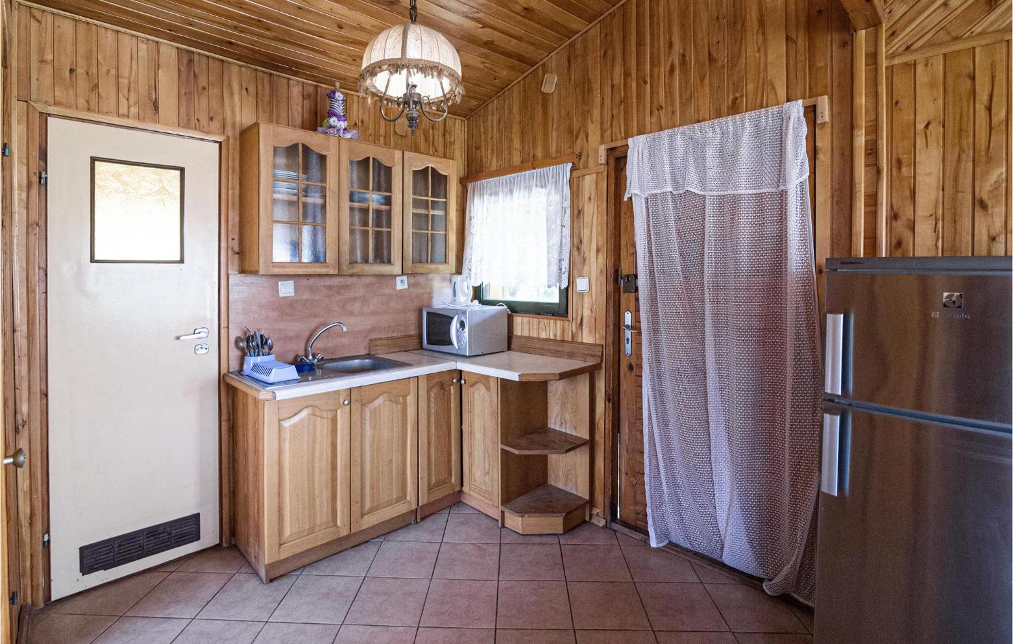 Amazing Home In Wilczeta With Kitchenette ภายนอก รูปภาพ